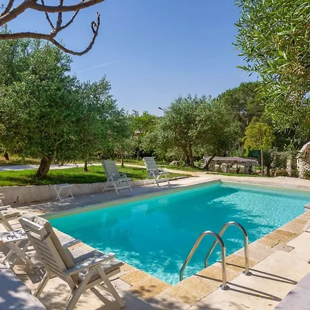 Trullo Sole Jaktstuga