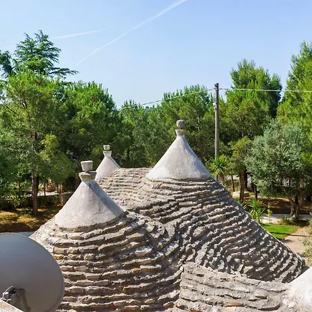 Trullo Sole Деревянный коттедж Путиньяно